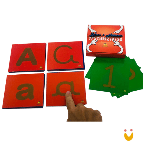 brinquedo-educativo-pedagogico-terapeutico-letras-e-numeros-texturizados-NEON-ludopia